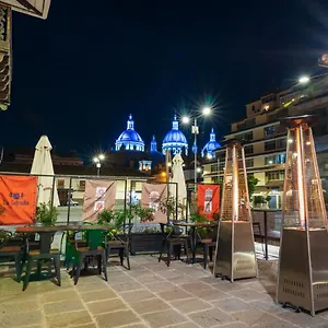 La Cofradia Pub-house Hotel